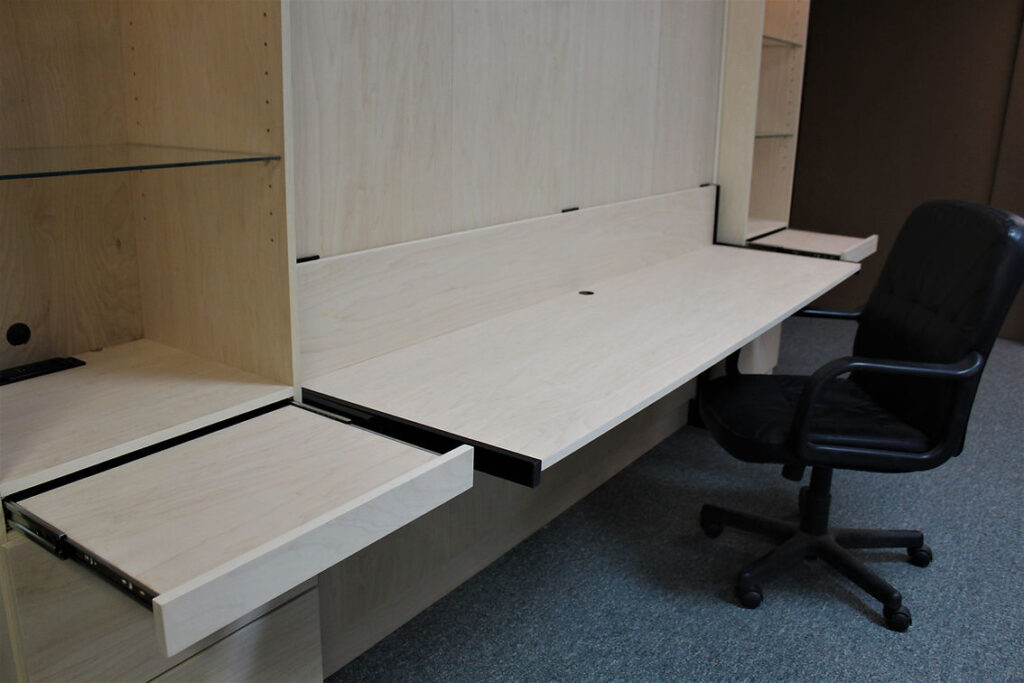 King Alpine Desk