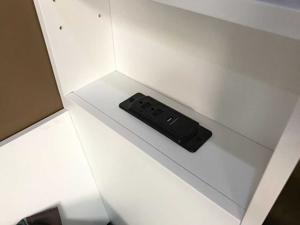 Murphy Charging Station