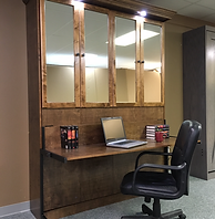 Habitat with Stay Level Desk