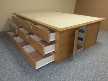 Triple Tier Pedestal 25″h