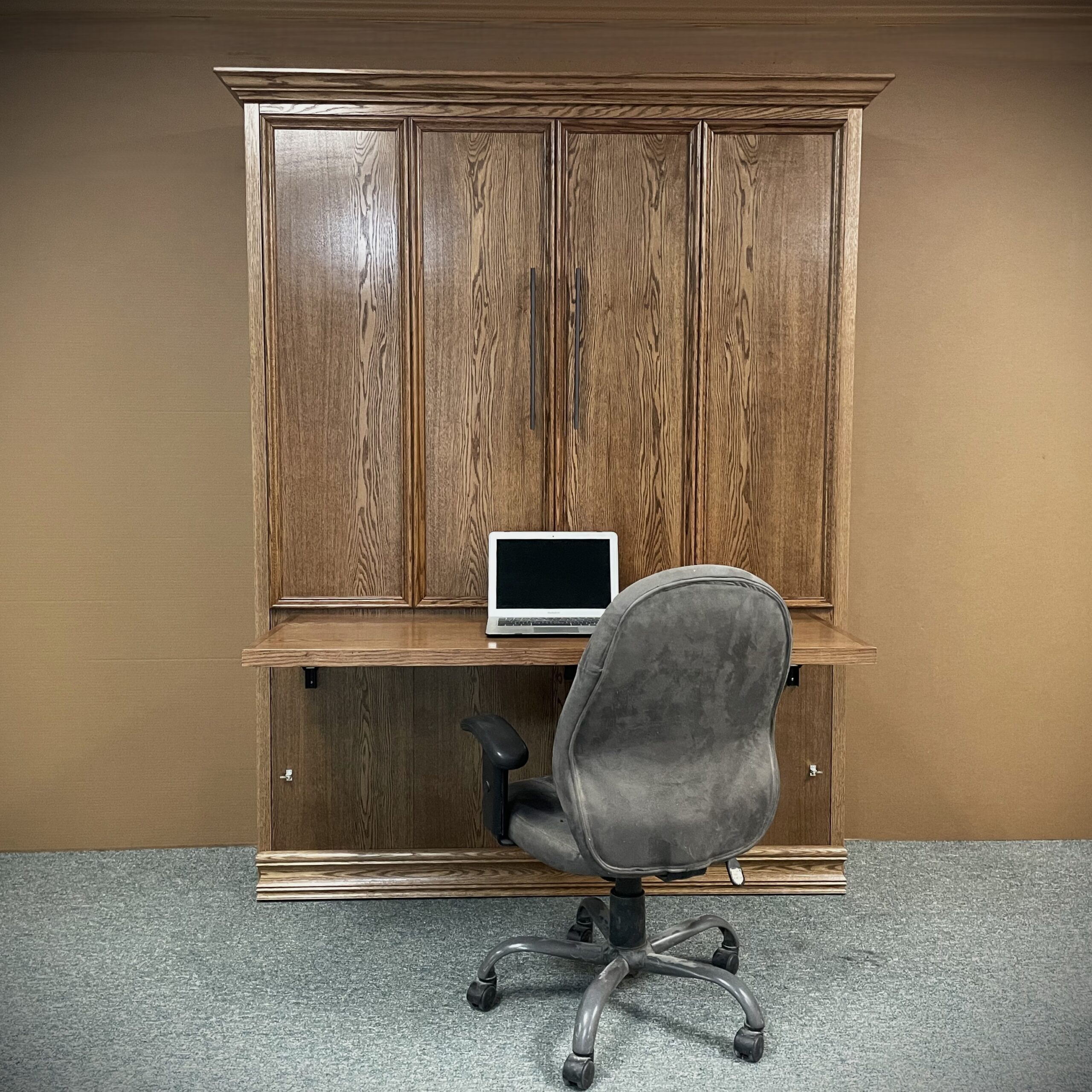 Hudson Bay with Desk 1411-1225